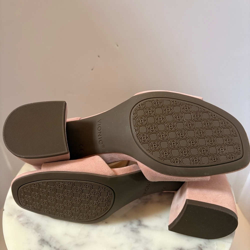 Vionic Dusty Pink Suede Block Heel Sandals - Picture 10 of 12